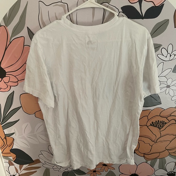 The North Face T Shirt - Picture 2 of 3